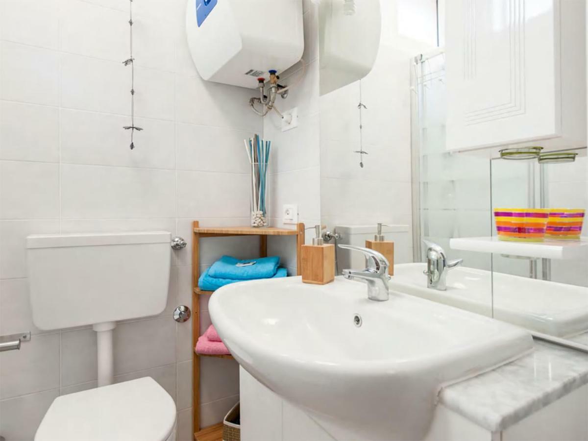 Condotti Apartamento